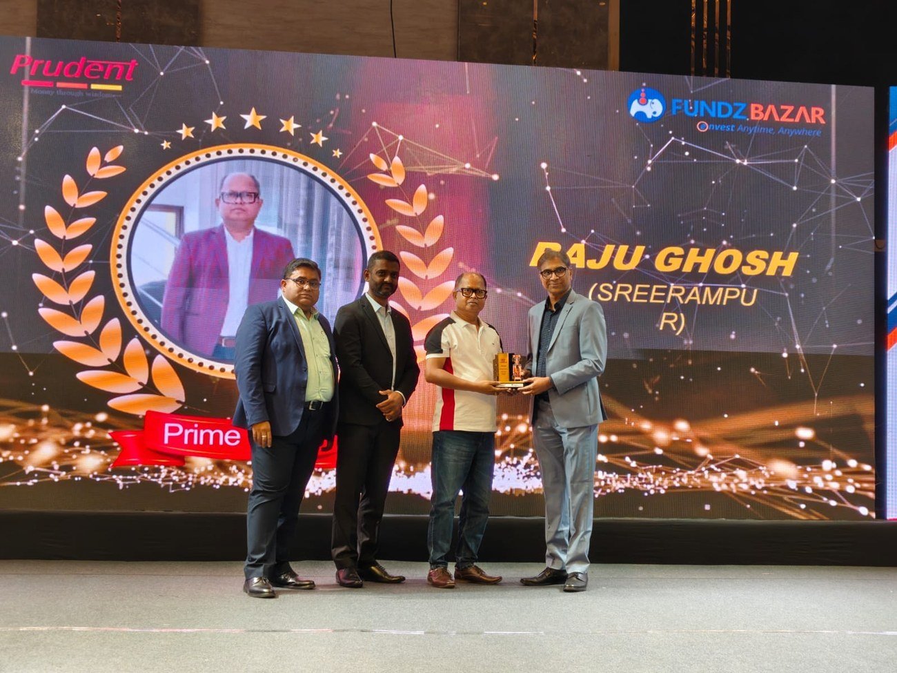 Award received at a Prudent and FundzBazar distributor event